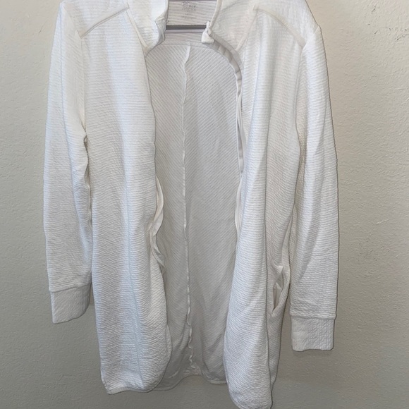 Athletic White Jacket - Picture 3 of 3
